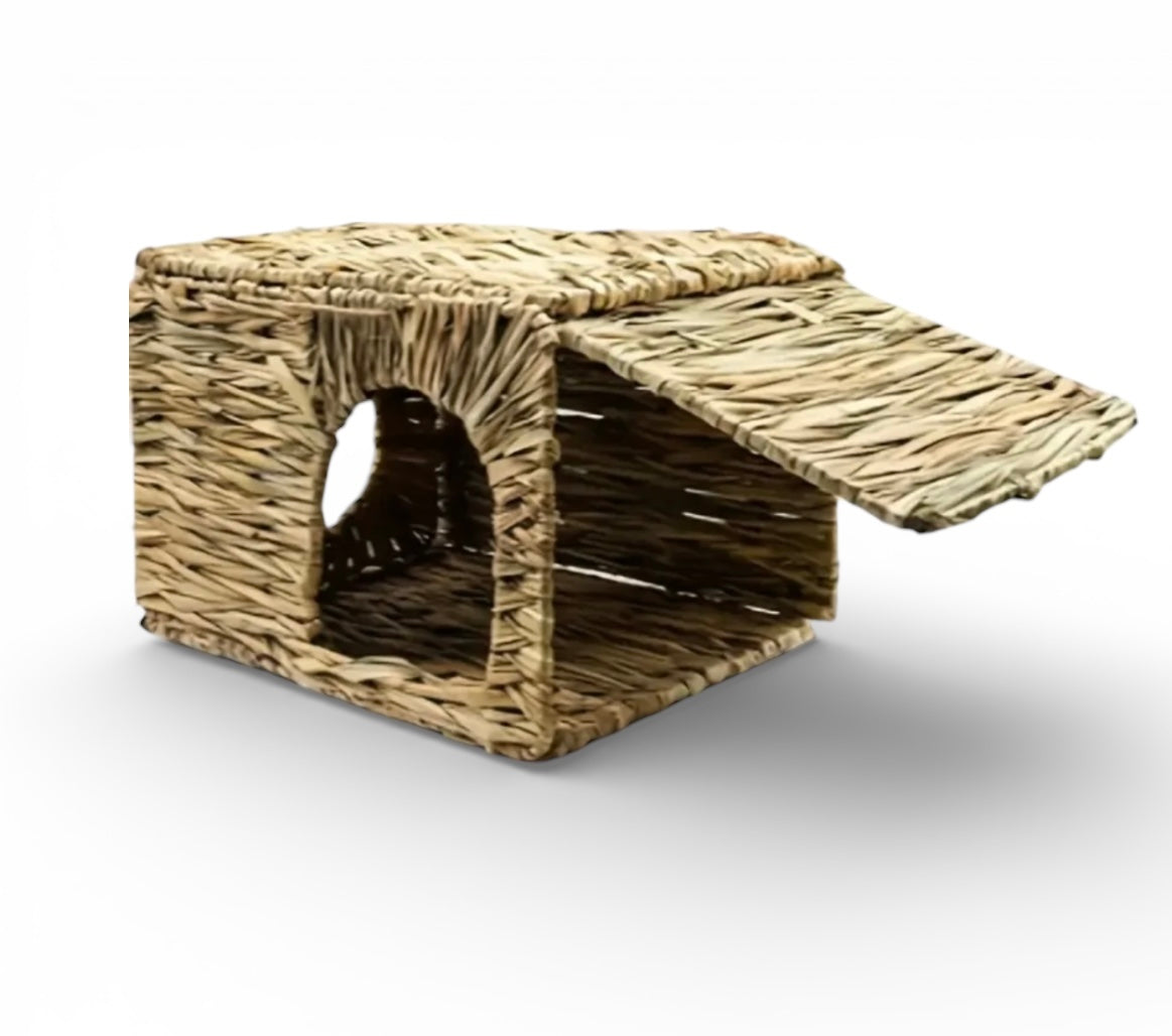 Maison en paille tressée naturelle pour petits animaux