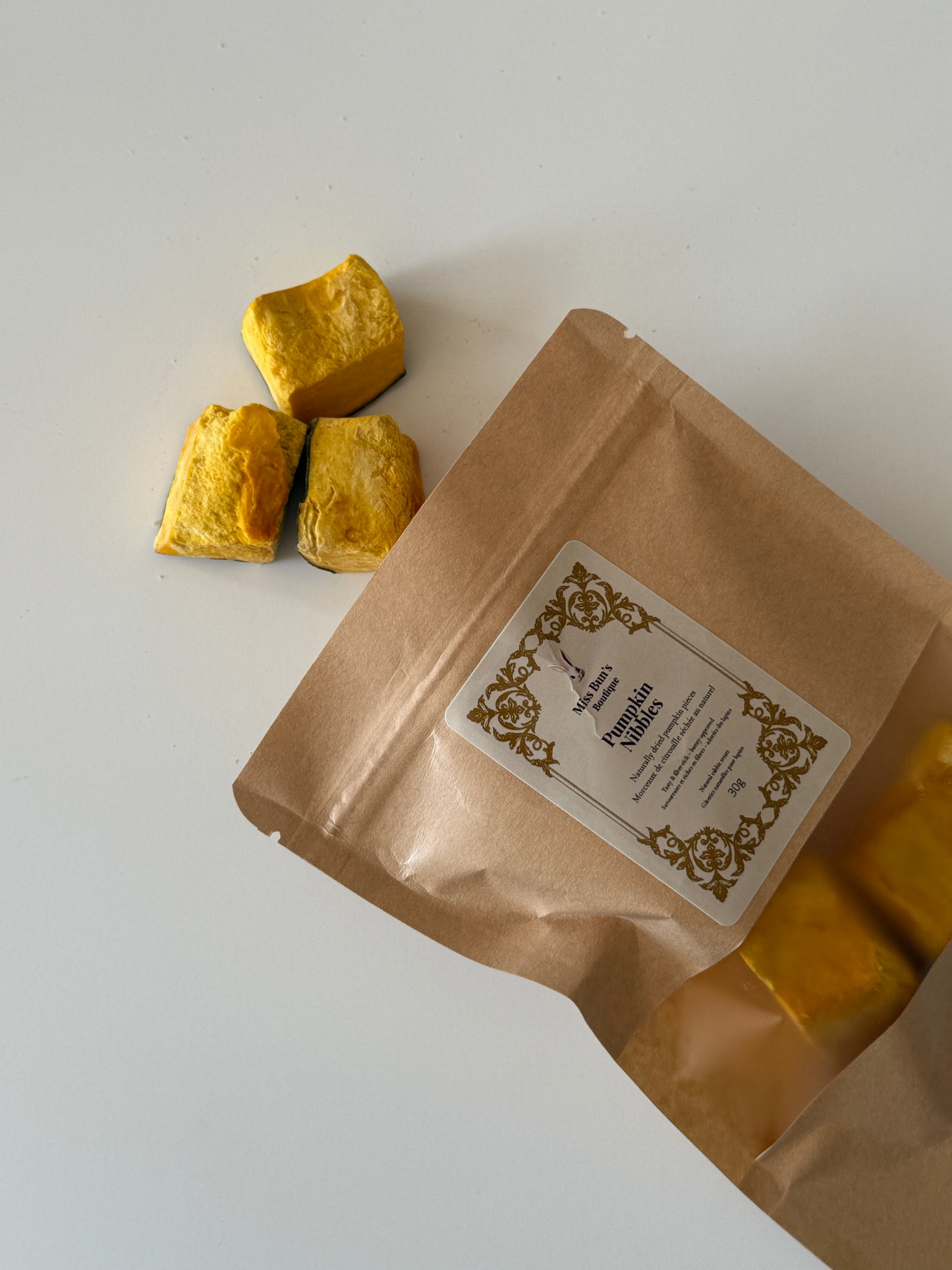 Pumpkin Nibbles – Natural Dried Pumpkin Pieces for Rabbits (30g)