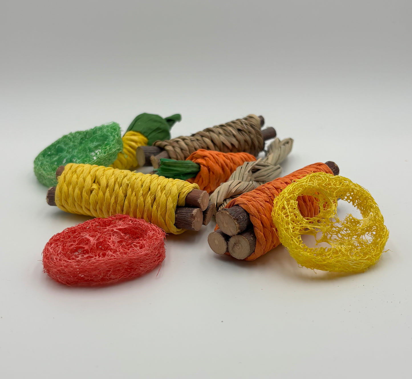 Ensemble de 9 jouets à mâcher naturels pour lapins – Bois et loofah
