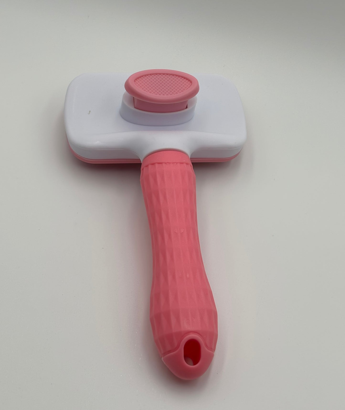 Brosse de toilettage autonettoyante pour lapins – Élimination douce du poil mort