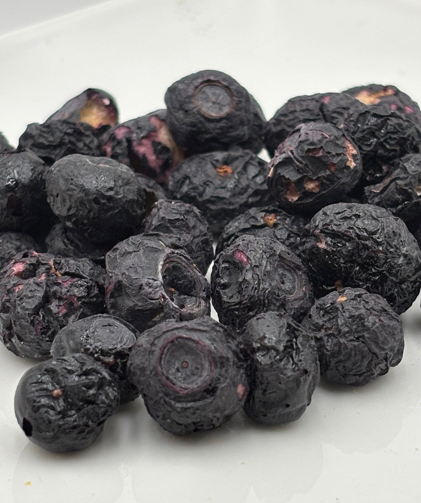 Délices aux myrtilles – Myrtilles séchées naturelles pour lapins (30 g)