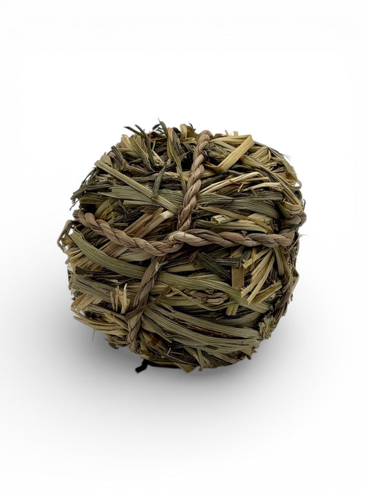 Boule naturelle en foin – 7 cm