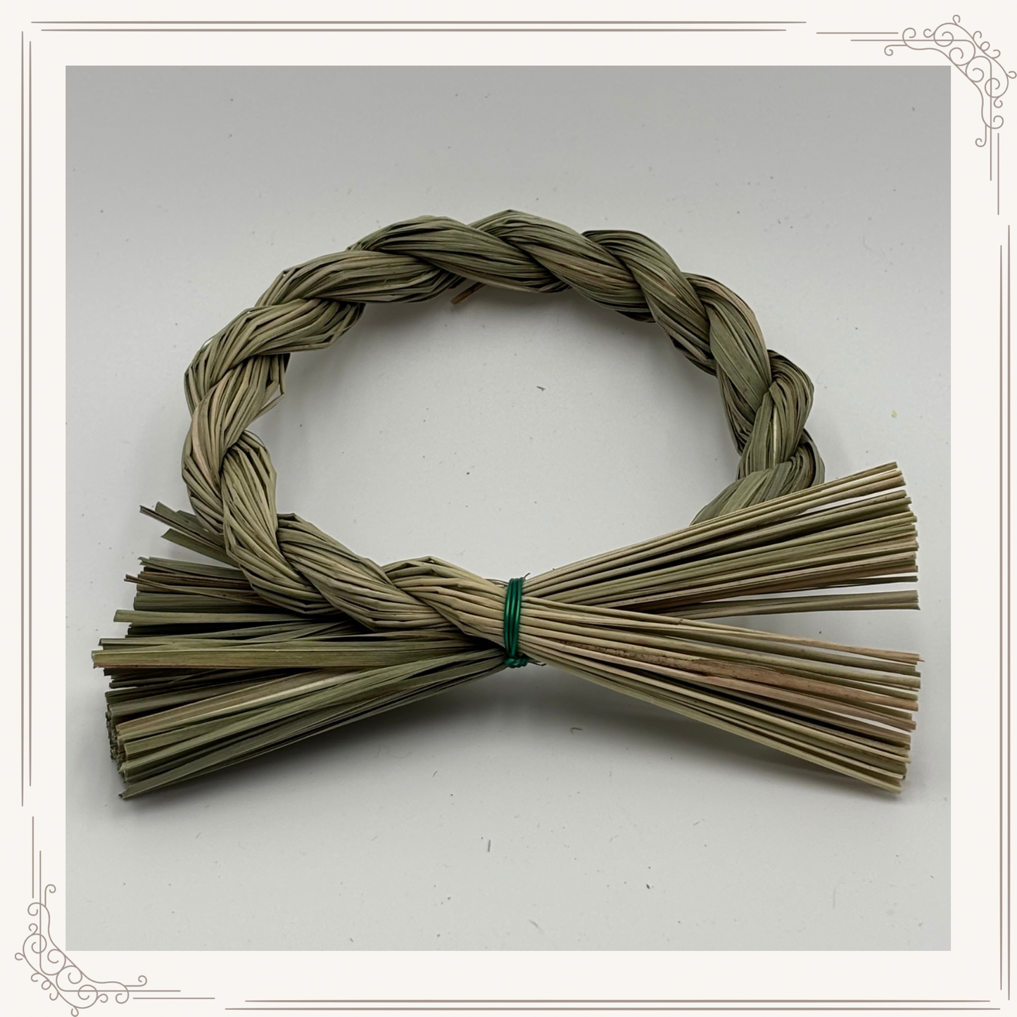 Anneau à mâcher en herbe naturelle pour lapins – 10 cm