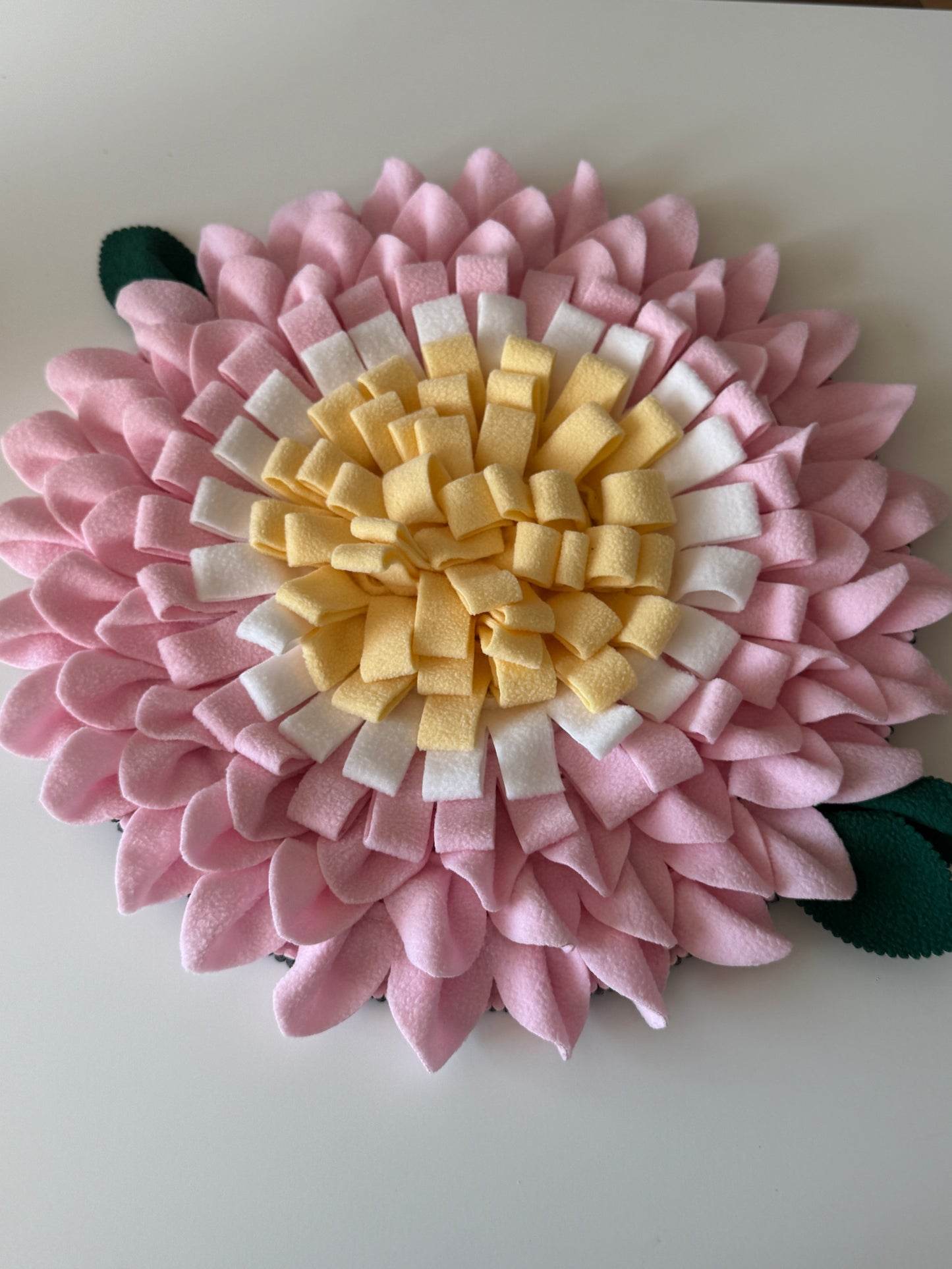 Velvet Petals Foraging Mat