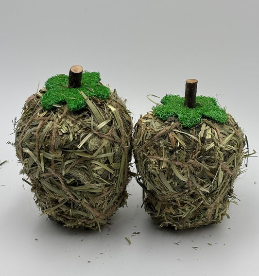 Jouet à mâcher en herbe naturelle en forme de pomme pour lapin