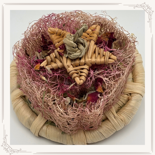 Foraging Cupcake – by Miss Bun’s