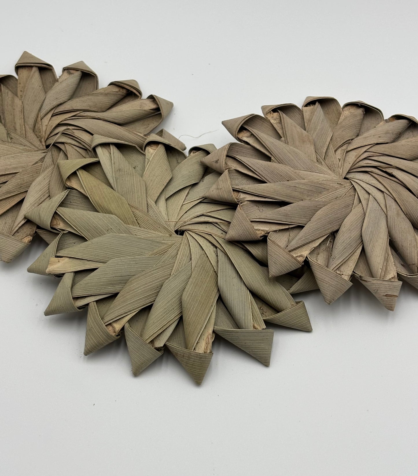 Fleur de palmier tressée – Jouet à mâcher naturel pour lapins et petits animaux de compagnie