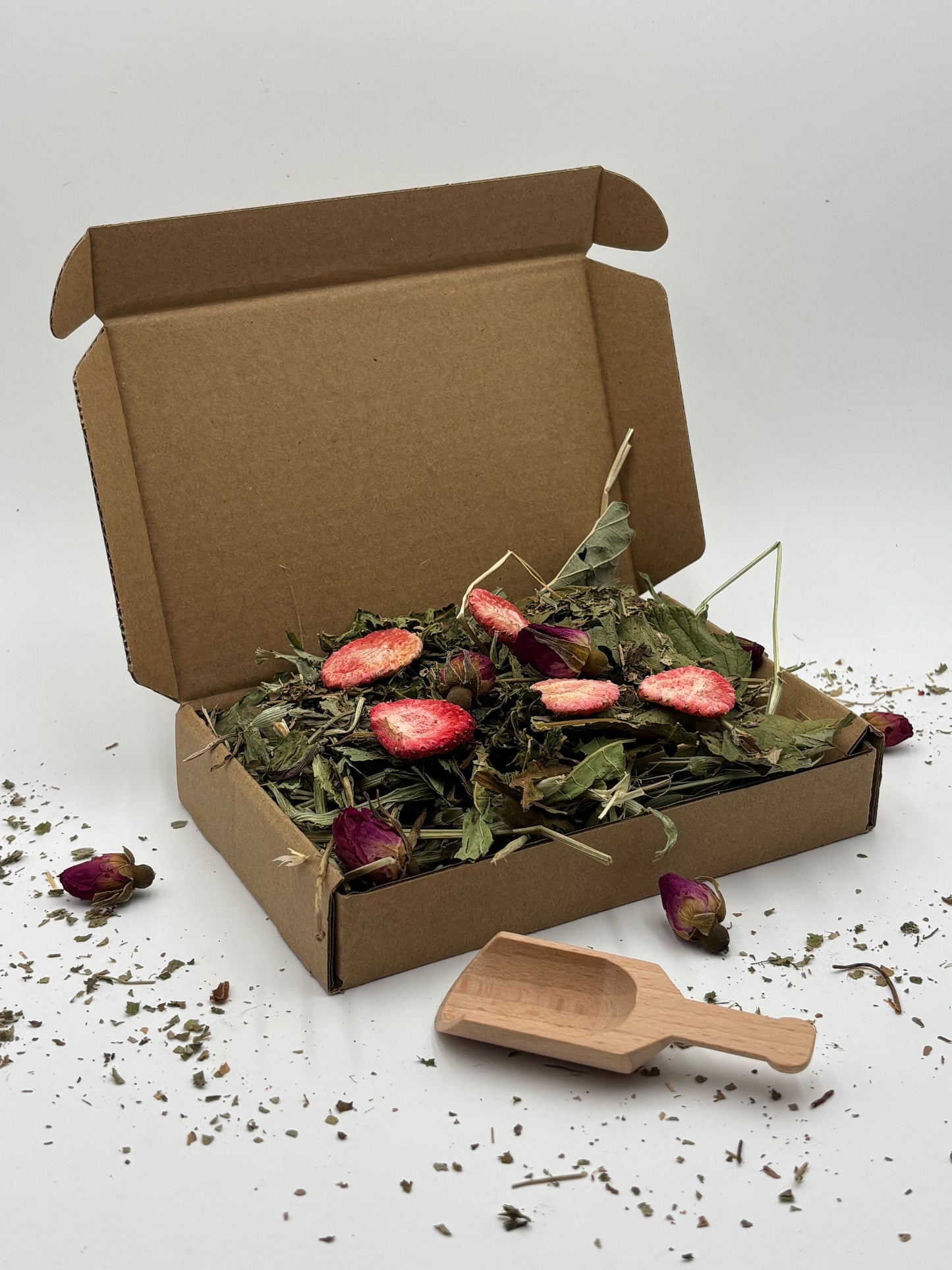 Strawberry Field Foraging Box