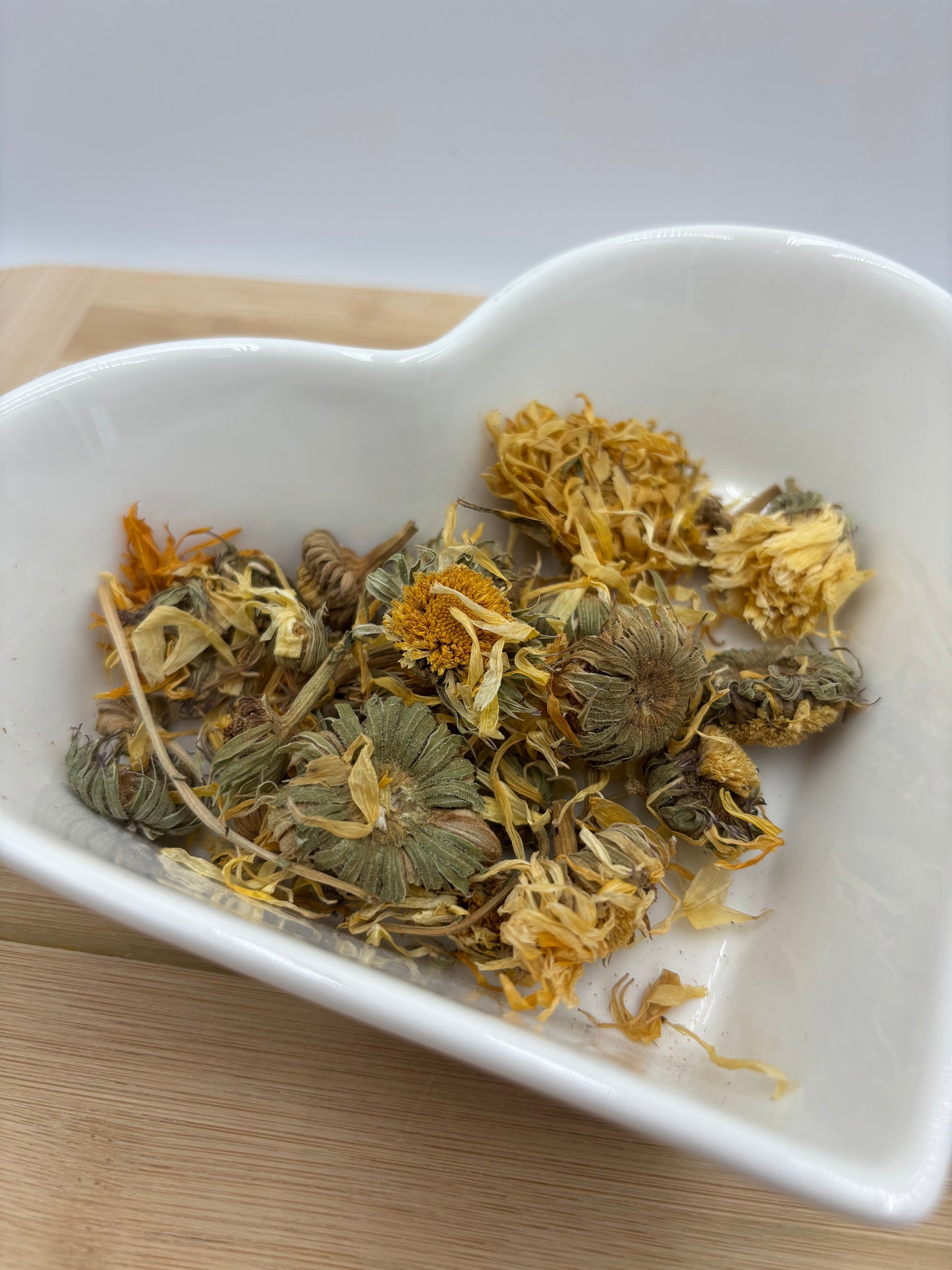 Pétales de calendula – Fleurs de souci séchées naturelles pour lapins (10 g)