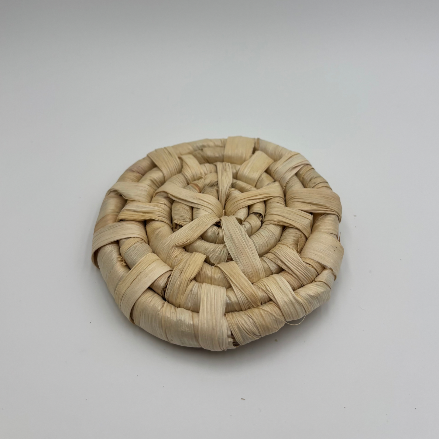 Mini Round Corn Husk Chew Mat