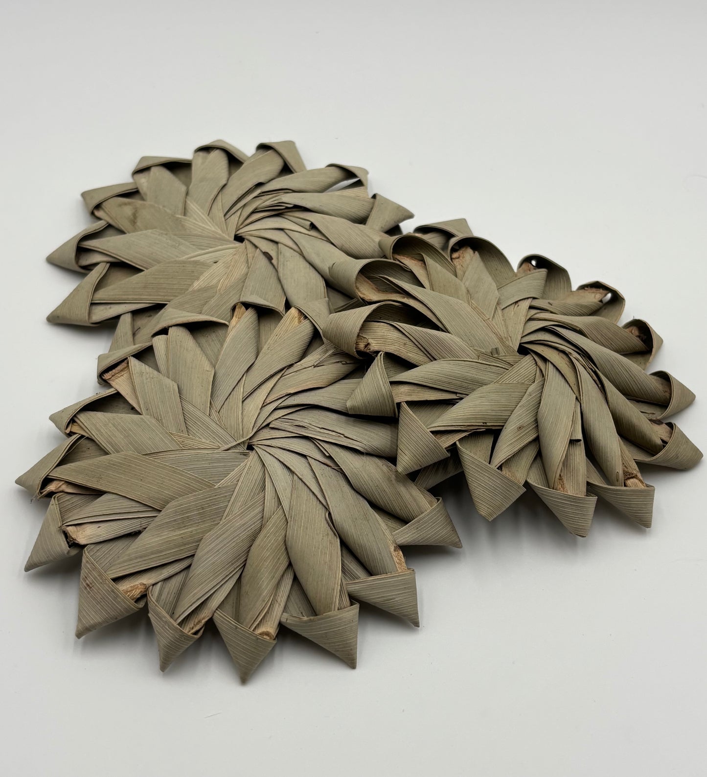 Fleur de palmier tressée – Jouet à mâcher naturel pour lapins et petits animaux de compagnie