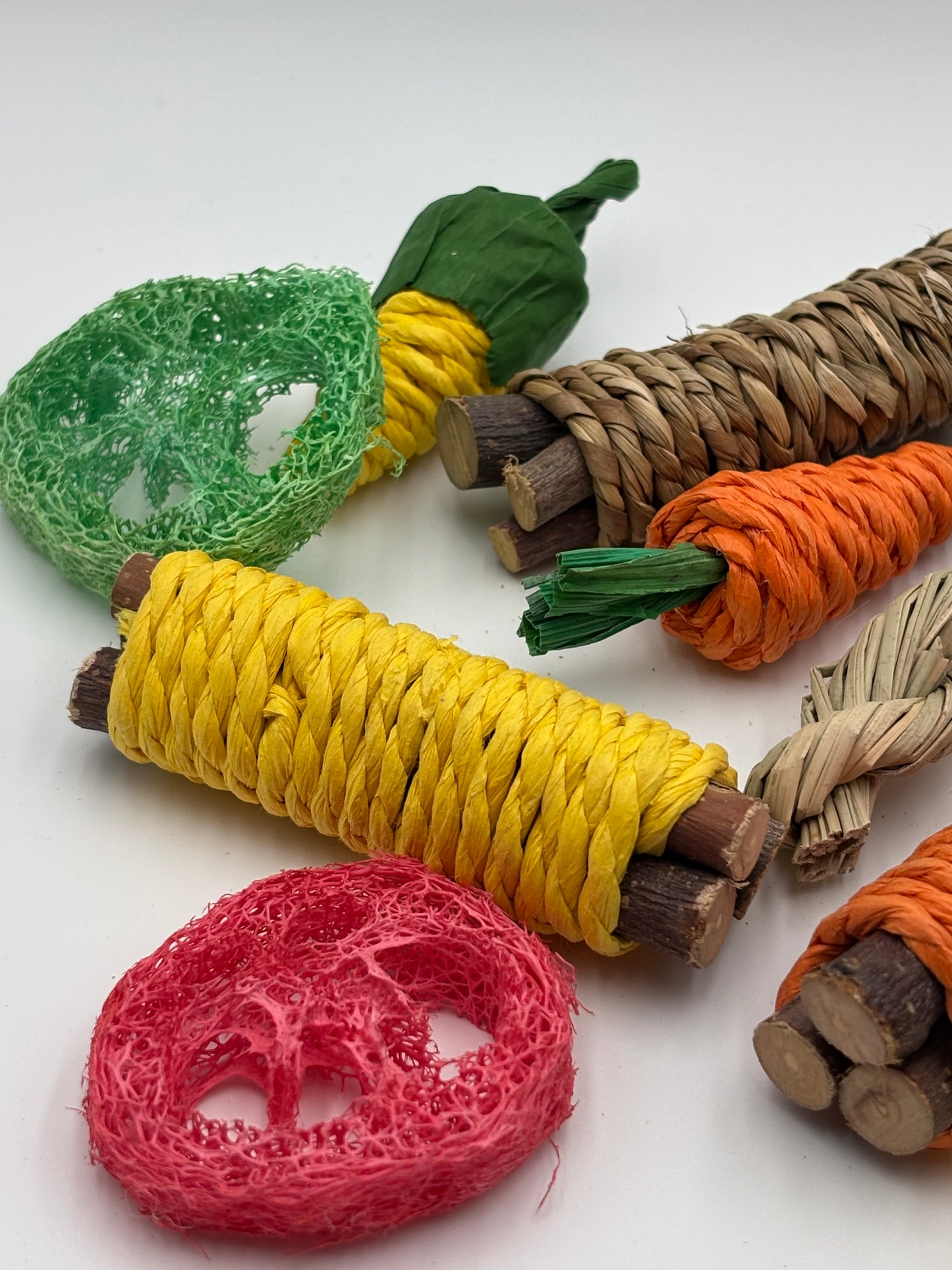 Ensemble de 9 jouets à mâcher naturels pour lapins – Bois et loofah
