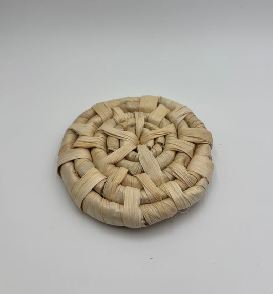 Mini Round Corn Husk Chew Mat