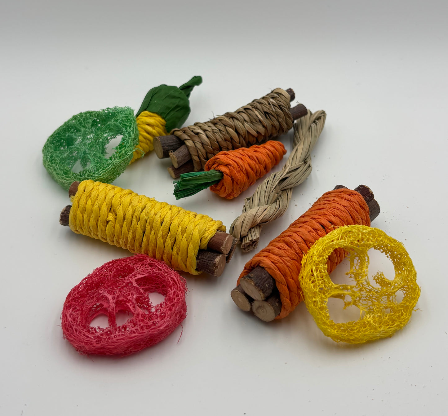 Ensemble de 9 jouets à mâcher naturels pour lapins – Bois et loofah

