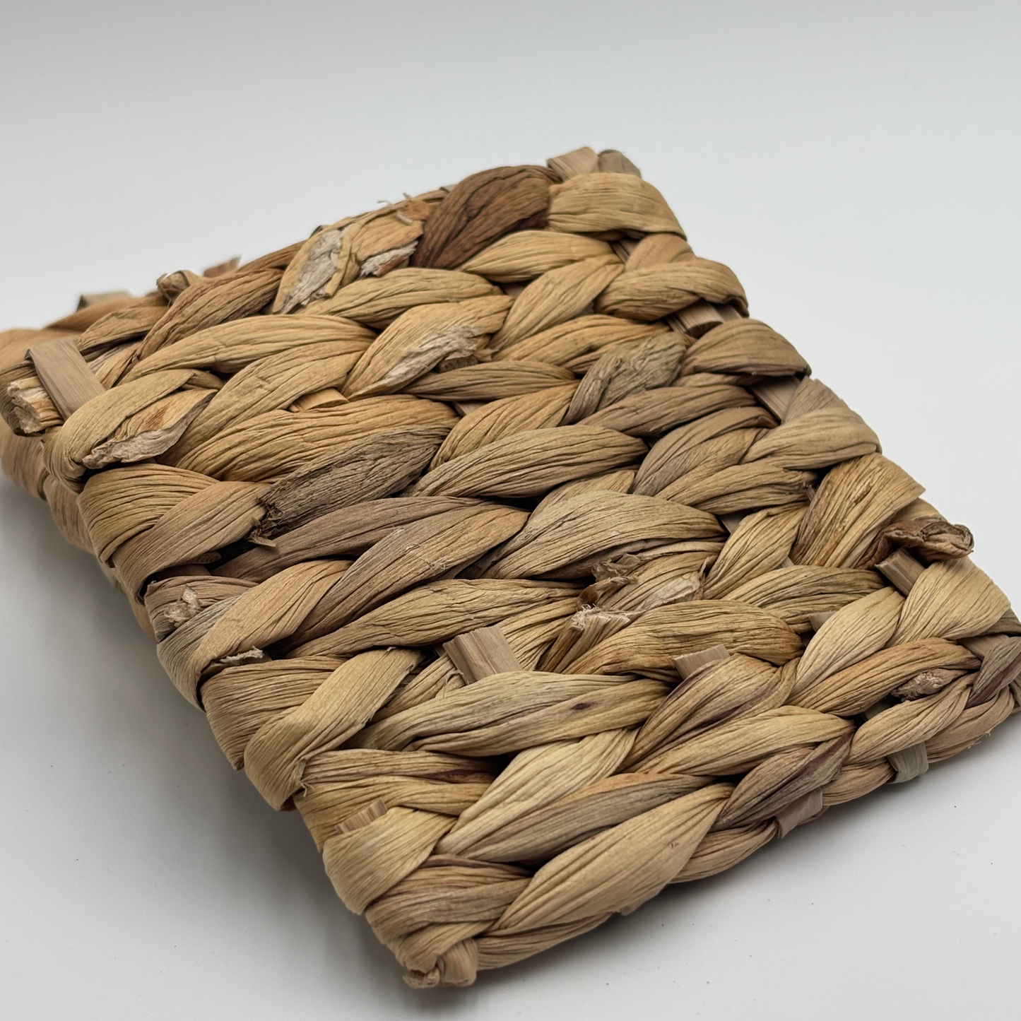 Mini Water Hyacinth Chew Mat