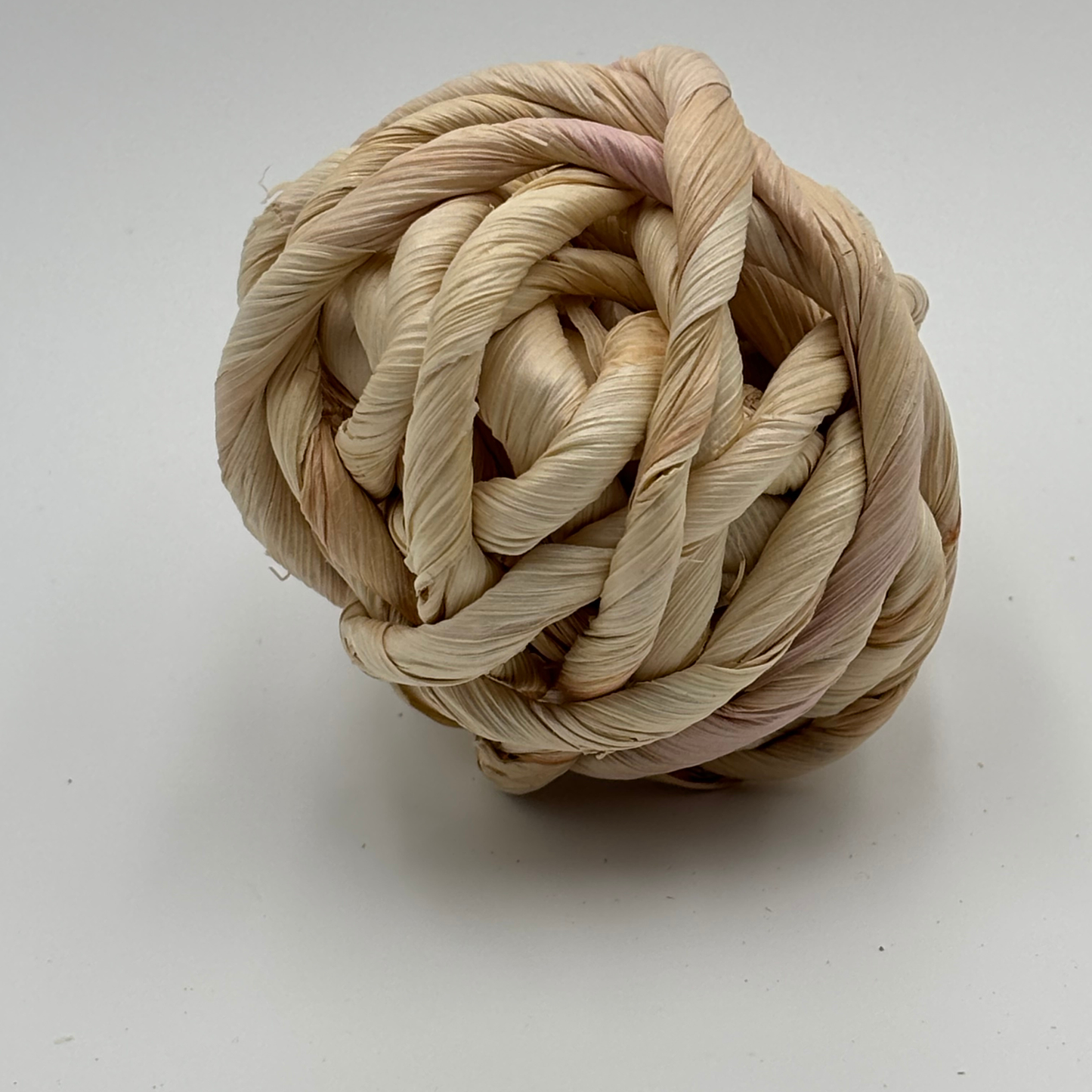Boule naturelle en feuille de maïs – 7 cm